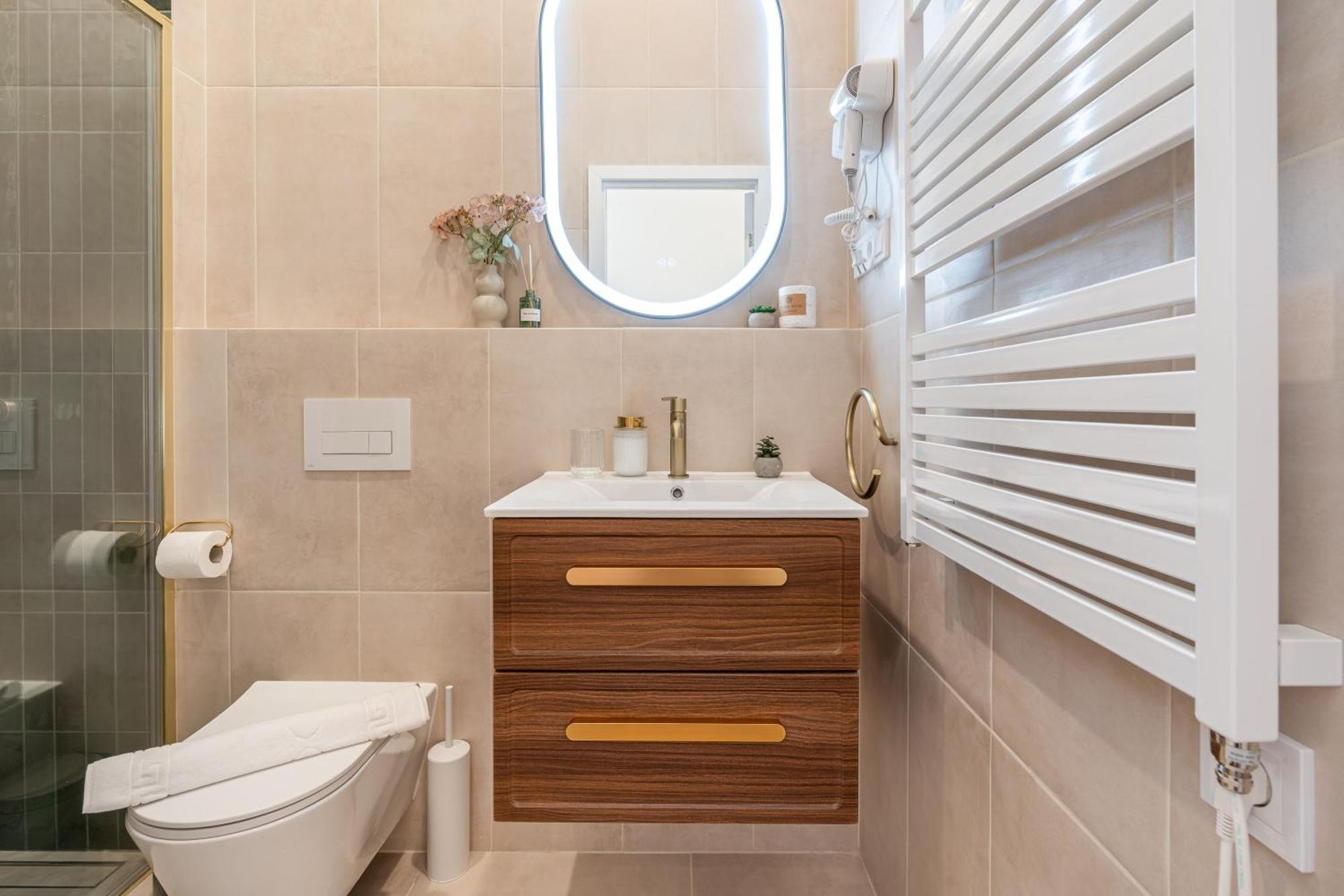 Apartman Kiraly 31 - Boutique Apartments, Location By Bqa *